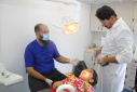 فعالیت کلینیک سیار دندانپزشکی معاونت بهداشتی دانشگاه علوم پزشکی اراک در روستای استوه شهرستان خنداب+ فیلم