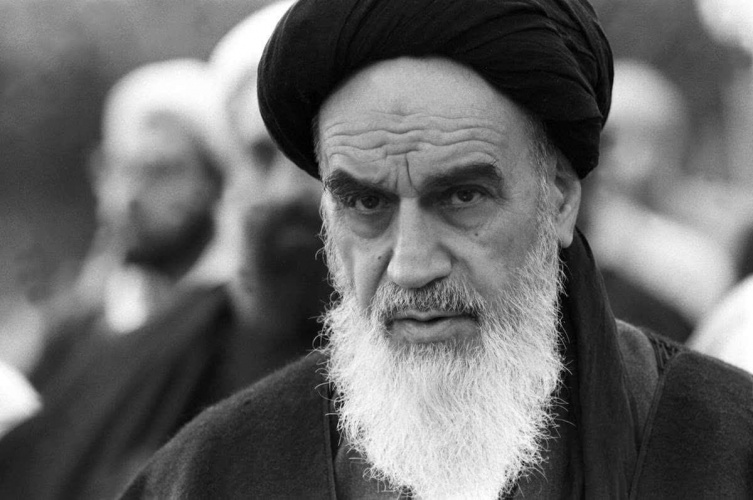 تقارن سالگرد رحلت امام خمینی (ره) با شب عرفه؛ سیره امام، چراغ هدایت جوامع آزاده و حق‌طلب